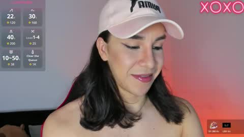 Hazel Bowie online show from October 27, 3:10 am