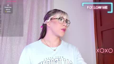 Hazel Bowie online show from February 26, 12:31 am