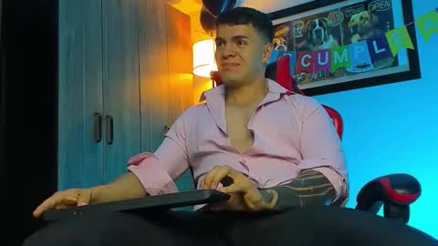 alpha_dominus_ online show from November 24, 3:17 am