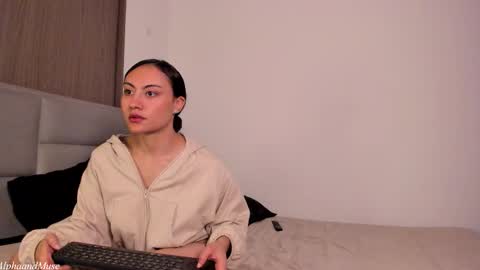 Jay and  Velvet online show from March 2, 6:14 am