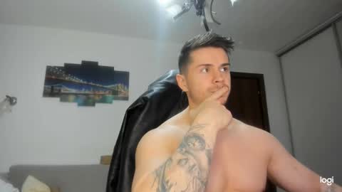 Snapshot of alphagodleatherking92 chatting on December 3, 6:49 pm LeatherMaster online show from December 3, 6:49 pm