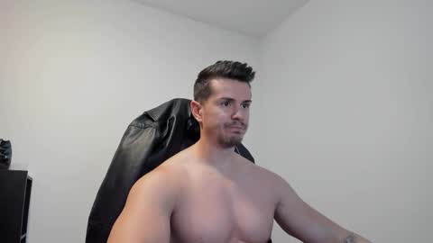 Snapshot of alphagodleatherking92 chatting on September 16, 4:41 pm LeatherMaster online show from September 16, 4:41 pm