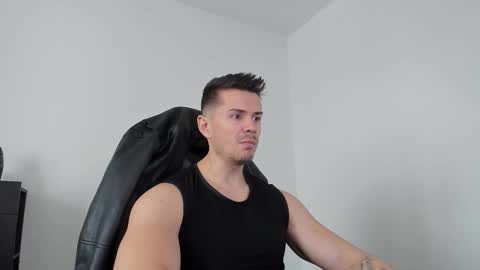 Snapshot of alphagodleatherking92 chatting on September 26, 8:07 am LeatherMaster online show from September 26, 8:07 am