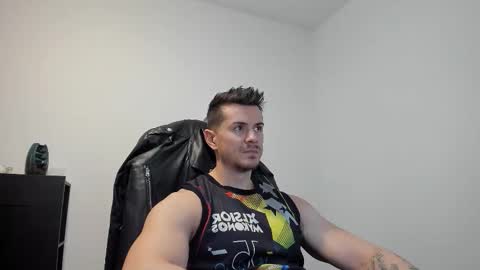 Snapshot of alphagodleatherking92 chatting on October 4, 7:06 am LeatherMaster online show from October 4, 7:06 am