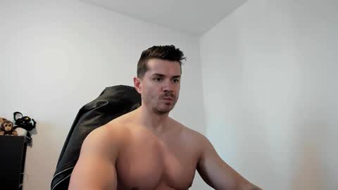 LeatherMaster online show from April 15, 8:10 am