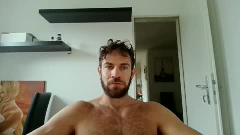 alphah_hunk online show from October 13, 10:37 am