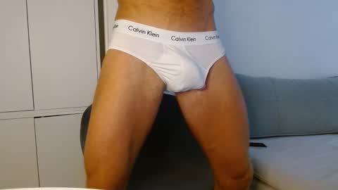 alphahung23 online show from September 30, 11:04 am