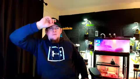 Snapshot of alphanuts101 chatting on November 9, 12:09 am Ryno online show from November 9, 12:09 am