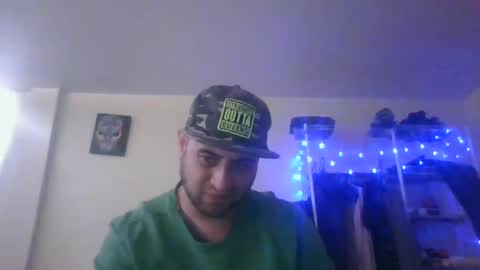 Snapshot of alphaswitchard chatting on January 7, 7:17 pm ur god online show from January 7, 7:17 pm