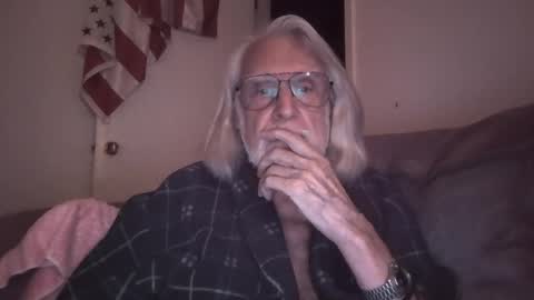 AlphaUniform online show from April 8, 2:55 am