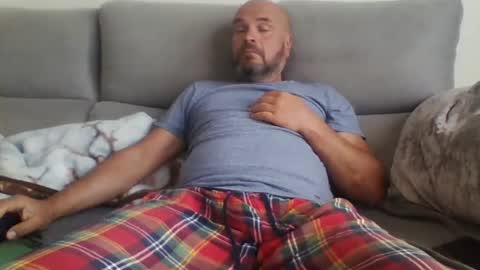 Snapshot of alsi72 chatting on February 19, 9:28 am alsi72 online show from February 19, 9:28 am