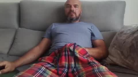 Snapshot of alsi72 chatting on February 26, 10:47 am alsi72 online show from February 26, 10:47 am