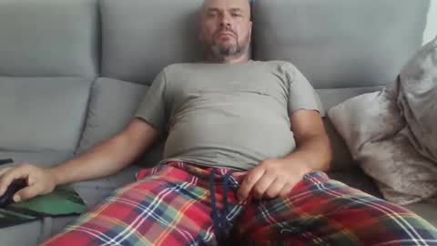 Snapshot of alsi72 chatting on March 3, 10:28 am alsi72 online show from March 3, 10:28 am