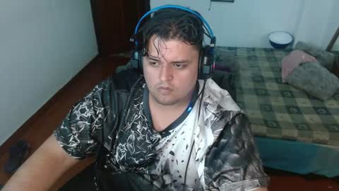 Snapshot of altairstudiosboy chatting on December 3, 2:03 am Jhosep online show from December 3, 2:03 am