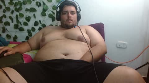 Snapshot of altairstudiosboy chatting on January 25, 4:45 am Jhosep online show from January 25, 4:45 am