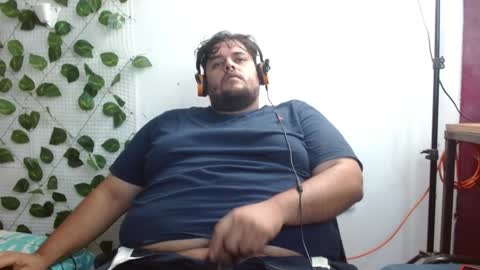 Snapshot of altairstudiosboy chatting on February 5, 3:20 pm Jhosep online show from February 5, 3:20 pm