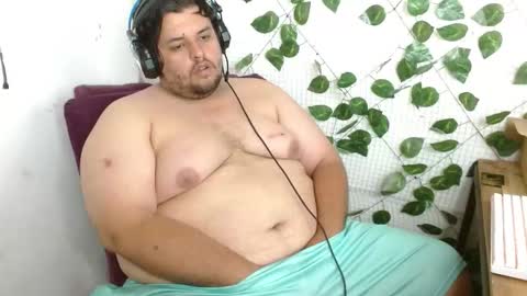 Snapshot of altairstudiosboy chatting on September 27, 11:15 am Jhosep online show from September 27, 11:15 am