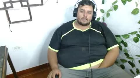 Snapshot of altairstudiosboy chatting on December 1, 3:06 pm Jhosep online show from December 1, 3:06 pm