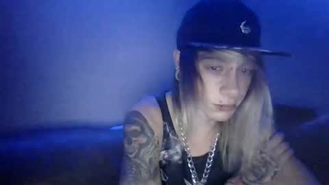 altboy010 online show from September 16, 2:56 am