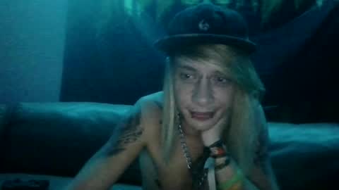altboy010 online show from July 25, 1:58 am