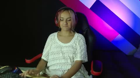 Alter  online show from January 10, 9:20 pm