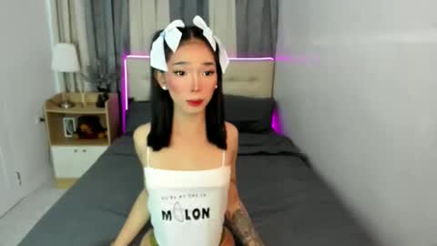 Andrea online show from November 10, 8:24 am