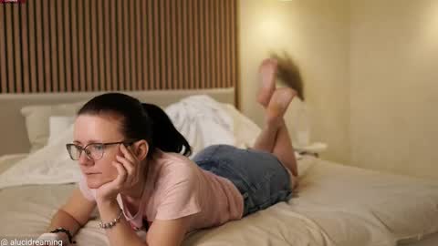 Snapshot of alucidreaming chatting on September 14, 12:26 pm Lucid Dreaming online show from September 14, 12:26 pm