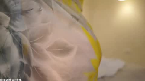 Snapshot of alucidreaming chatting on September 28, 11:15 am Lucid Dreaming online show from September 28, 11:15 am