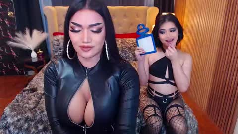 Alura Jhenson online show from February 16, 6:54 am