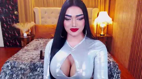 Alura Jhenson online show from September 13, 7:13 pm