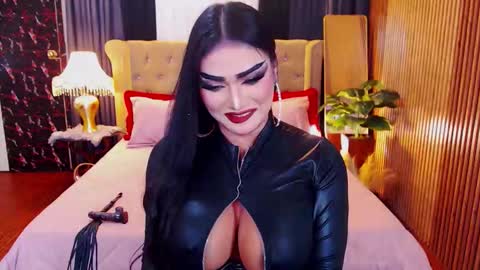 Alura Jhenson online show from February 18, 10:11 am