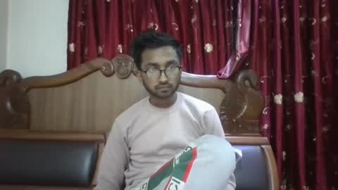 Snapshot of alvin_miler chatting on December 7, 7:54 pm alvin miler online show from December 7, 7:54 pm