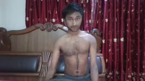 Snapshot of alvin_miler chatting on December 25, 5:37 pm alvin miler online show from December 25, 5:37 pm