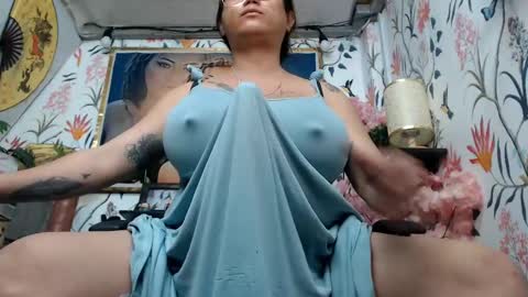 Snapshot of alwayshardcock11inch chatting on February 23, 4:39 am SARAHEYHEYHUGECOCK online show from February 23, 4:39 am