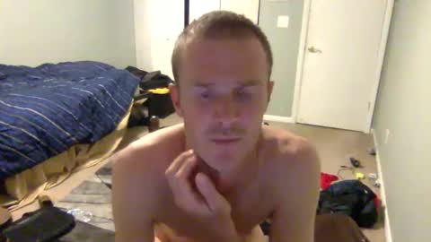 Snapshot of alwayshorny2231 chatting on February 3, 1:52 am Hey online show from February 3, 1:52 am