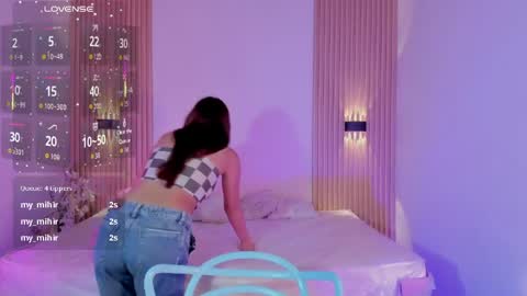 Aly online show from April 27, 12:03 pm