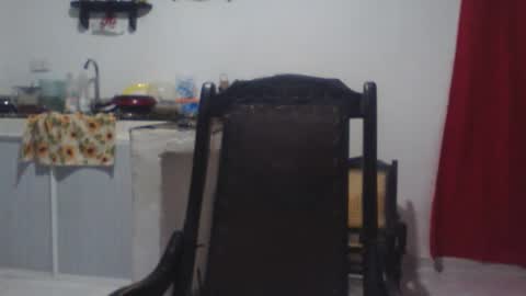 analia online show from October 4, 4:43 am