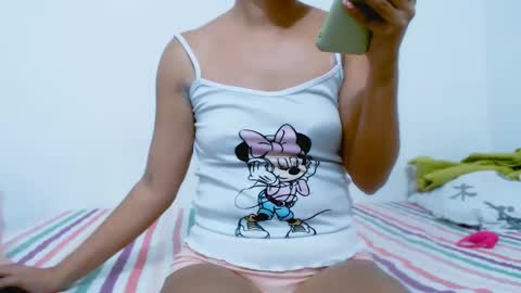 Snapshot of alyson0001 chatting on February 20, 2:18 am allyson online show from February 20, 2:18 am