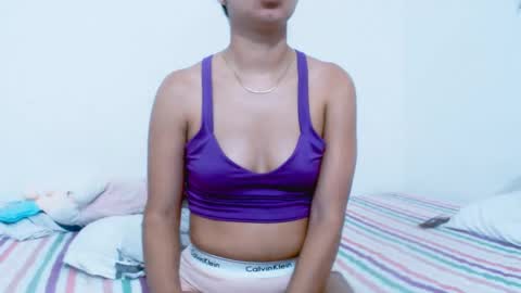 Snapshot of alyson0001 chatting on February 23, 3:56 am allyson online show from February 23, 3:56 am