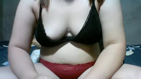 alyssa_hope online show from February 15, 6:33 am