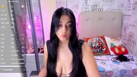 Snapshot of alyssa_park chatting on January 4, 7:13 pm ALYSSA online show from January 4, 7:13 pm