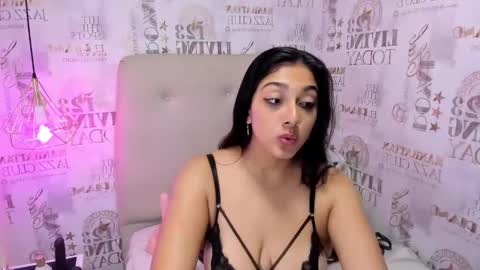 Snapshot of alyssa_park chatting on February 18, 10:14 pm ALYSSA online show from February 18, 10:14 pm