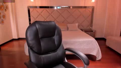 Aly  online show from October 21, 11:22 am