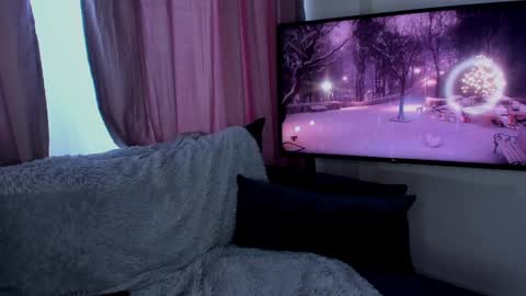 Alyssa  I will be online December 2 at 2000 UTC  online show from February 12, 8:59 am