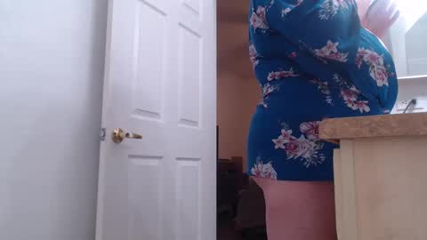 Snapshot of alyssiaamorexo chatting on January 15, 7:12 pm Alyssiaamorexo online show from January 15, 7:12 pm