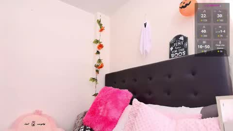 Isabella online show from October 14, 6:52 pm