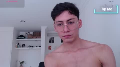 Snapshot of amad696 chatting on February 4, 11:27 pm Amad Passer x guests Independent model online show from February 4, 11:27 pm