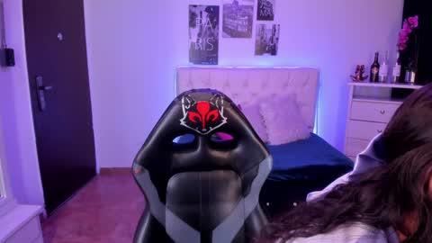 Snapshot of amaia_daniells chatting on January 5, 3:43 am B I A N C A online show from January 5, 3:43 am