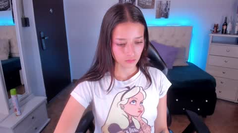 Snapshot of amaia_daniells chatting on January 22, 6:31 am B I A N C A online show from January 22, 6:31 am