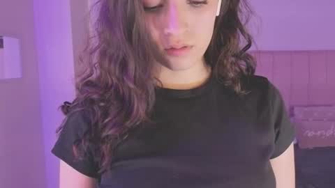 Snapshot of amaia_daniells chatting on September 20, 3:51 am B I A N C A online show from September 20, 3:51 am